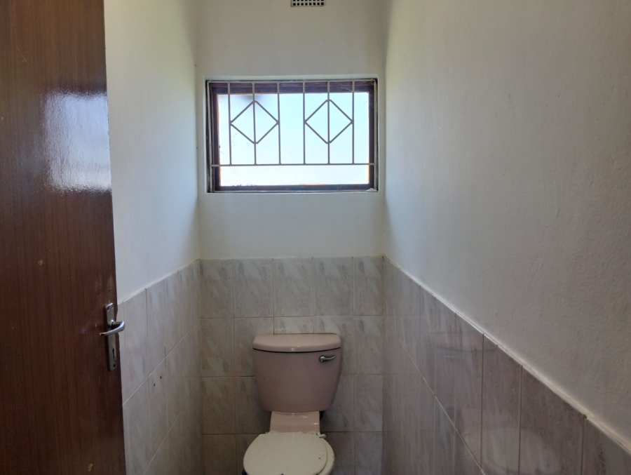 To Let 3 Bedroom Property for Rent in Northcrest Eastern Cape